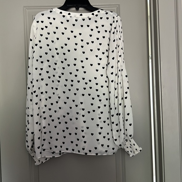 Long sleeve women’s blouse - Picture 2 of 2